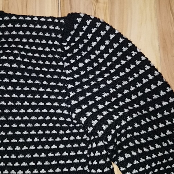 Vintage 70s Black and White Sweater - Picture 6 of 8